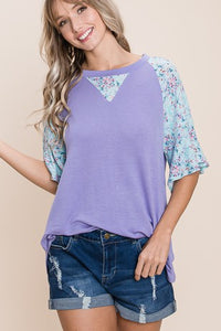 1686 Floral bell sleeve top