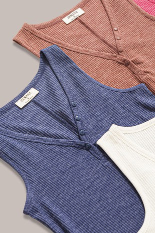 1805 Ribbon button closure tanks