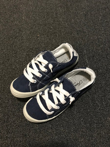 868 Navy Sneakers