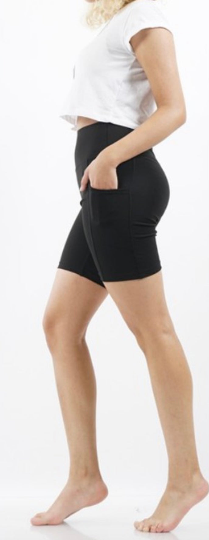 1185 Black, high waist cell phone biker shorts