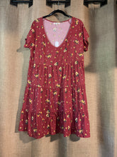 Load image into Gallery viewer, 860 Green &amp; Red Floral Plus Dresses
