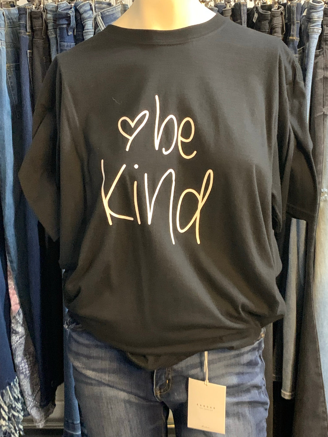Tina-1631 Be Kind tee