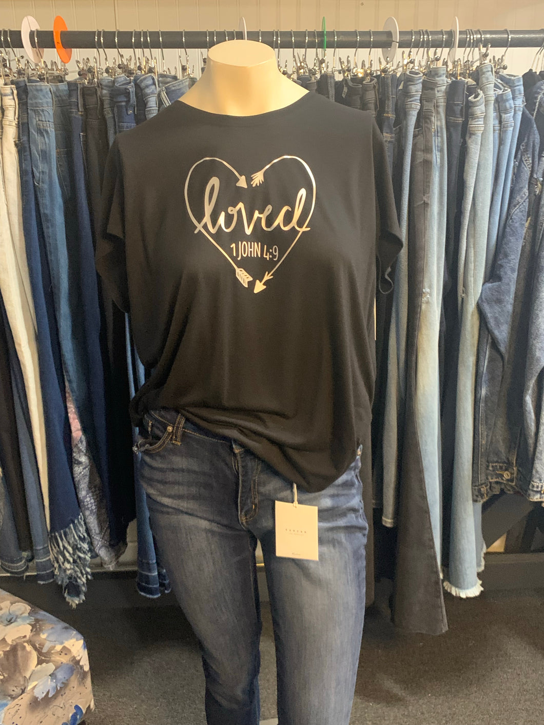 Tina-1628 Loved tee